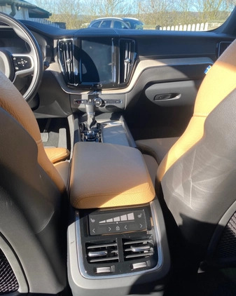 Volvo XC 60 cena 138900 przebieg: 73360, rok produkcji 2019 z Tuchów małe 596